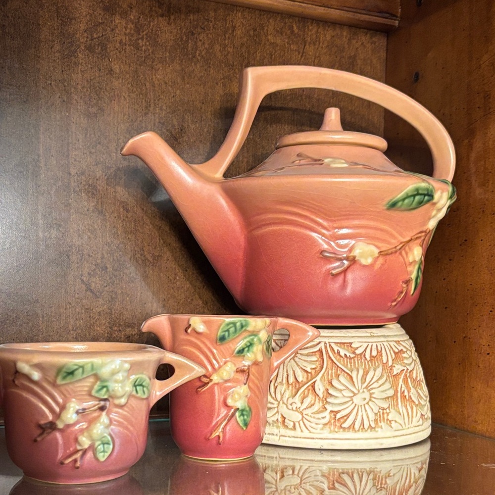 Roseville Snowberry Pink Tea set -MINT